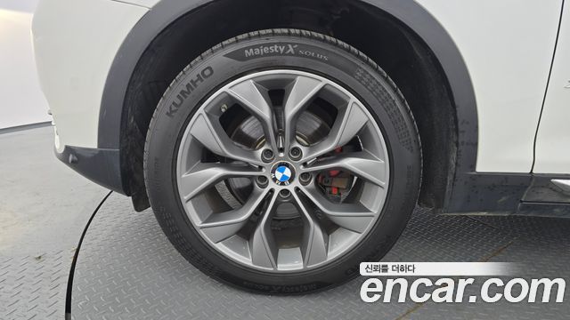 BMW X3 2016 — photo 5