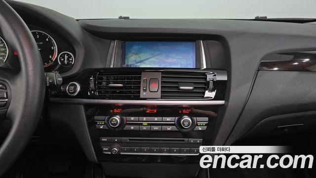 BMW X3 2016 — photo 17