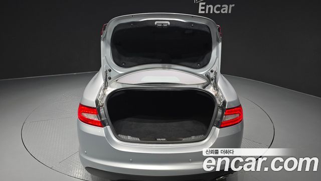 Jaguar XF 2014 — photo 20