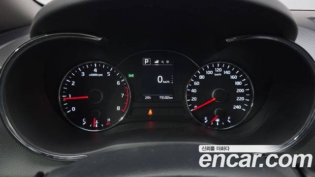 Kia K3 2017 — photo 8