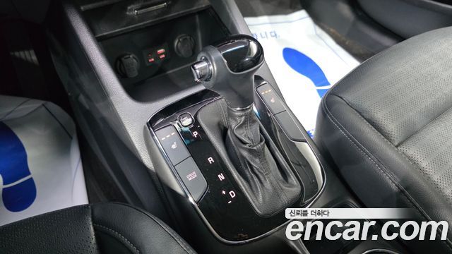 Kia K3 2017 — photo 9