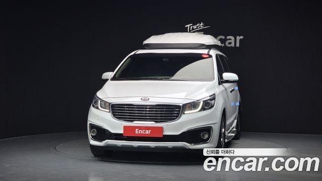 Kia Canival 2018 — photo 3