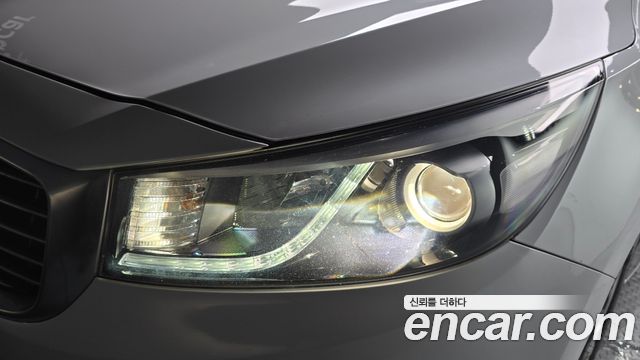 Kia Canival 2018 — photo 8