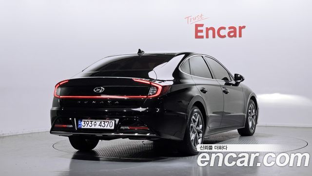 Hyundai Sonata 2022 — photo 2