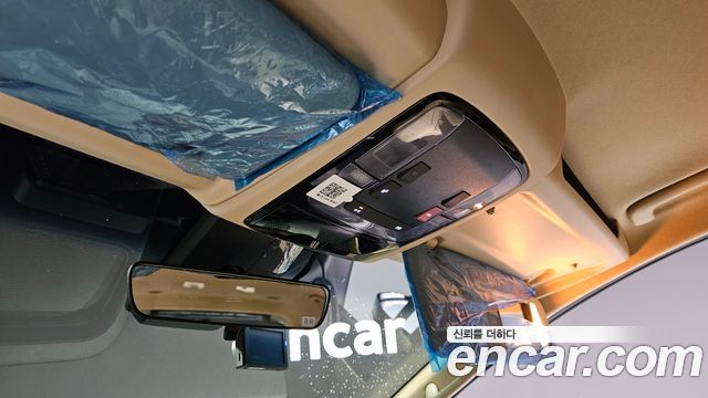Hyundai Staria 2025 — photo 15