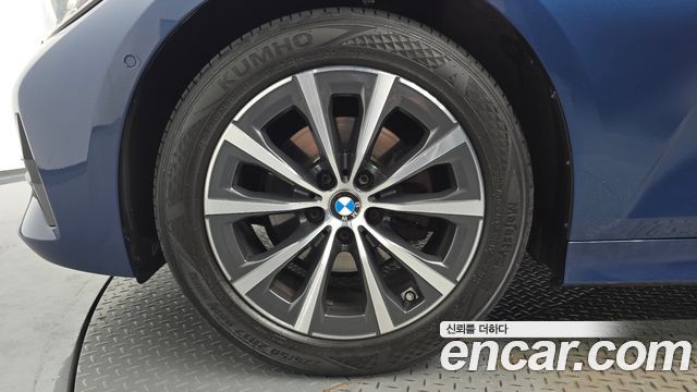 BMW 3-Series 2021 — photo 5