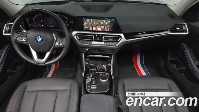 BMW 3-Series 2021 — photo 10