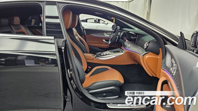 Mercedes-Benz AMG GT 2023 — photo 11