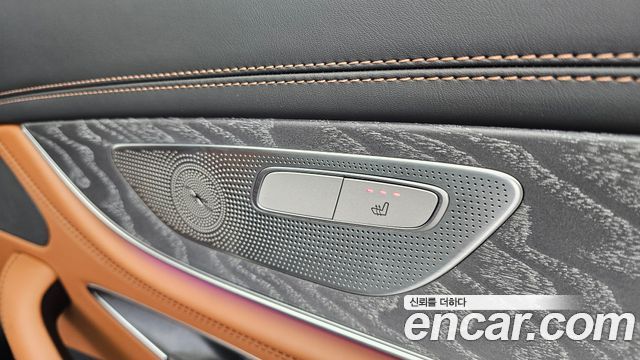 Mercedes-Benz AMG GT 2023 — photo 19