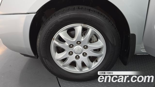 Kia Canival 2013 — photo 5