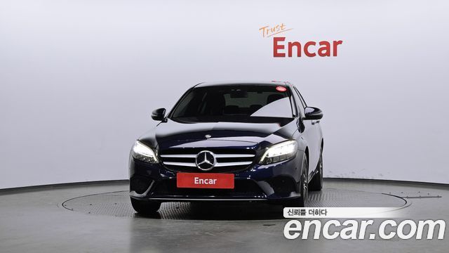 Mercedes-Benz C-Class 2019 — photo 3