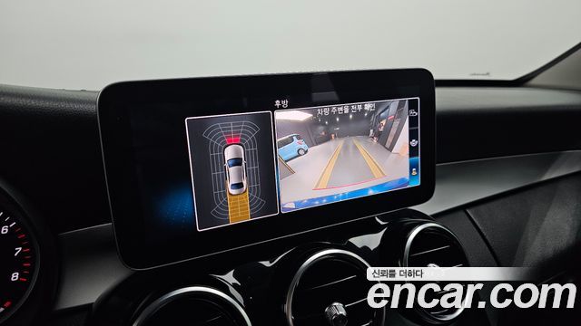 Mercedes-Benz C-Class 2019 — photo 15
