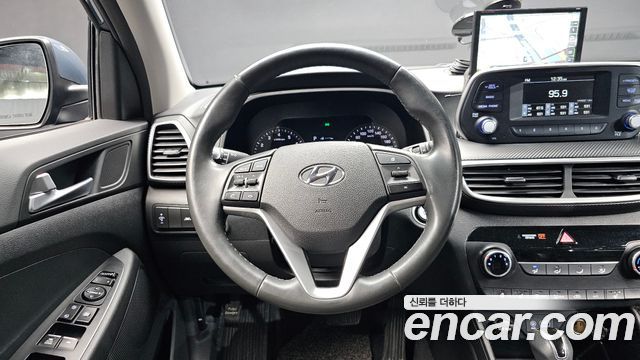 Hyundai Tucson 2019 — photo 18