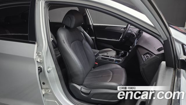 Hyundai Sonata 2015 — photo 12