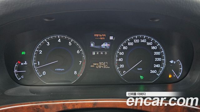 Hyundai Equus 2012 — photo 8