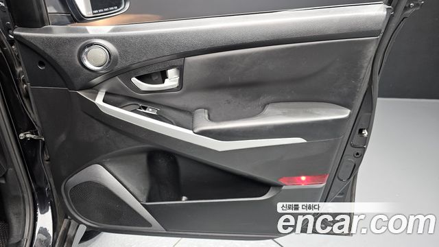 KG Mobility KORANDO 2016 — photo 14