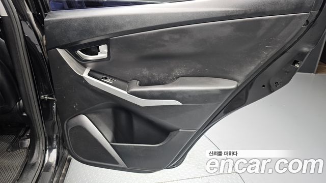 KG Mobility KORANDO 2016 — photo 15