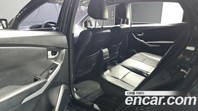 KG Mobility KORANDO 2016 — photo 16