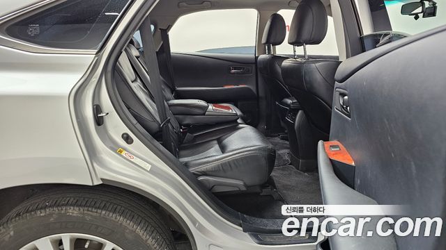 Lexus RX 2010 — photo 11