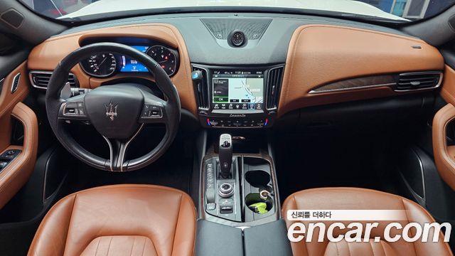 Maserati Levante 2020 — photo 10