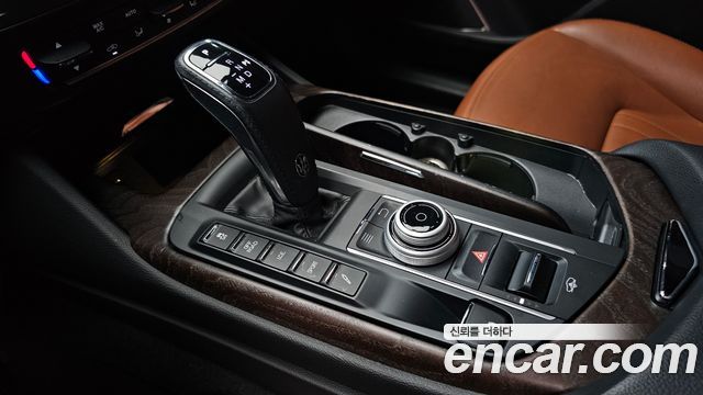 Maserati Levante 2020 — photo 12