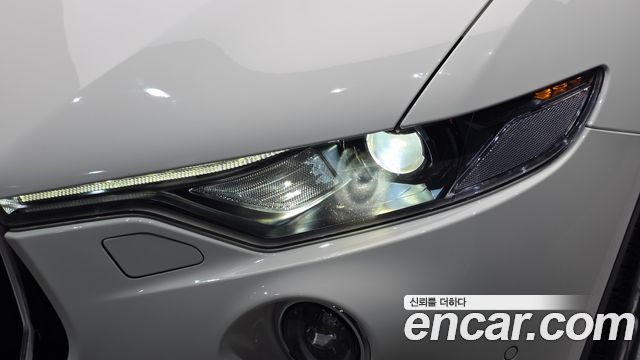 Maserati Levante 2020 — photo 8