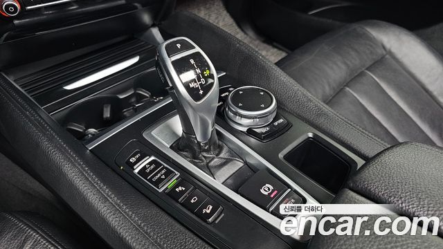 BMW X6 2015 — photo 9