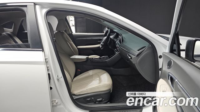 Hyundai Sonata 2020 — photo 16