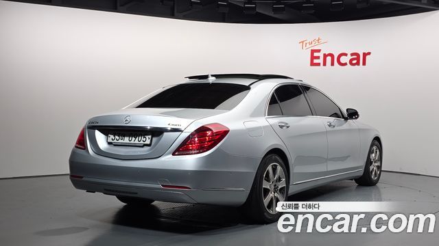 Mercedes-Benz S-Class 2016 — photo 2