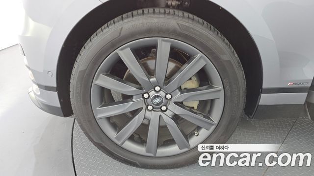 Land Rover Range Rover Velar 2020 — photo 5