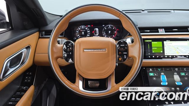 Land Rover Range Rover Velar 2020 — photo 18
