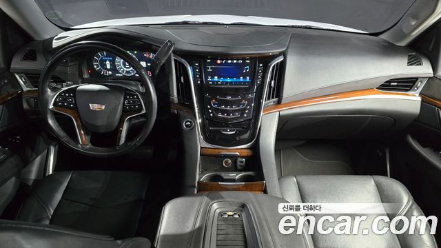 Cadillac Escalade 2018 — photo 7