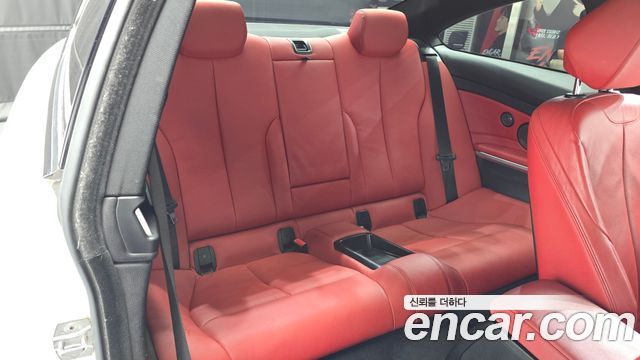 BMW 4-Series 2019 — photo 17