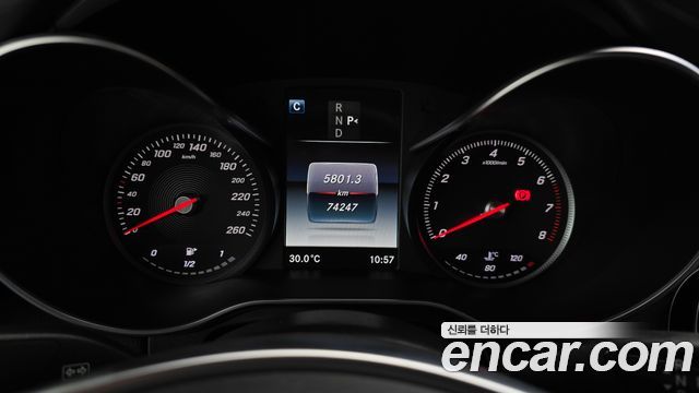 Mercedes-Benz C-Class 2016 — photo 11