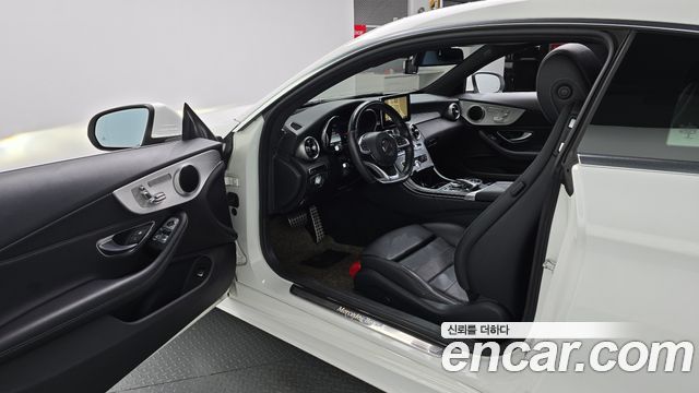 Mercedes-Benz C-Class 2016 — photo 13