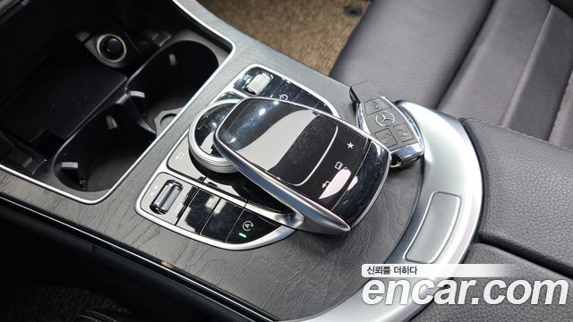 Mercedes-Benz C-Class 2016 — photo 25