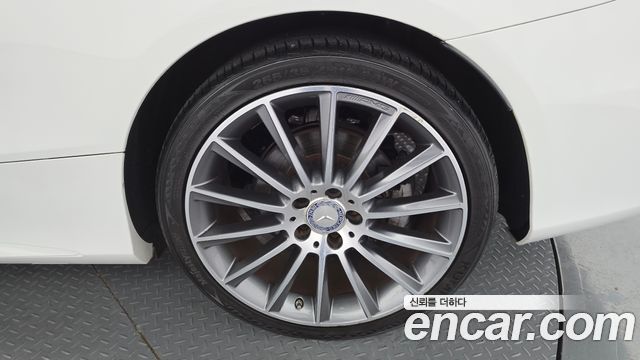 Mercedes-Benz C-Class 2016 — photo 7