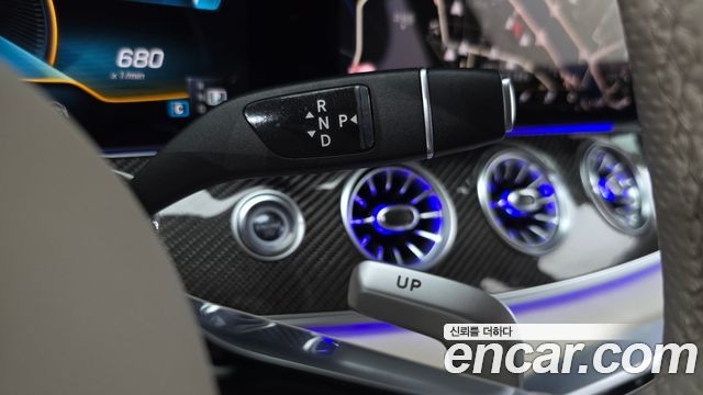 Mercedes-Benz AMG GT 2023 — photo 12