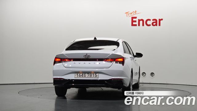 Hyundai AVANTE 2022 — photo 4