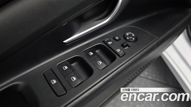 Hyundai AVANTE 2022 — photo 27