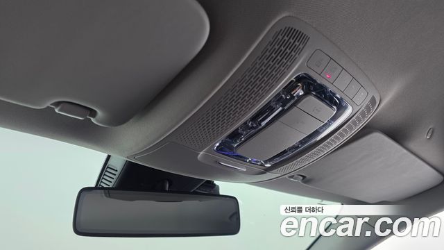 Mercedes-Benz A-Class 2020 — photo 18