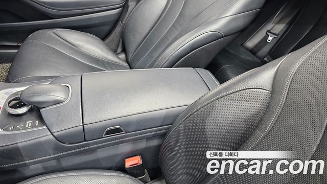 Mercedes-Benz S-Class 2016 — photo 28