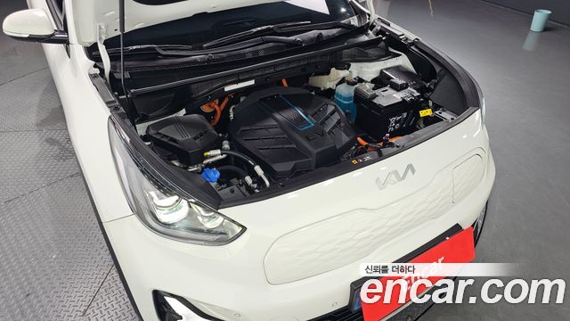 Kia Niro 2023 — photo 6
