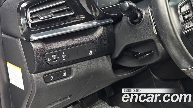 Kia Niro 2023 — photo 13