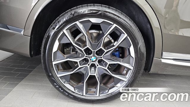 BMW X7 2025 — photo 5