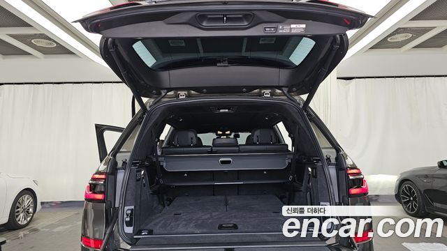 BMW X7 2025 — photo 26
