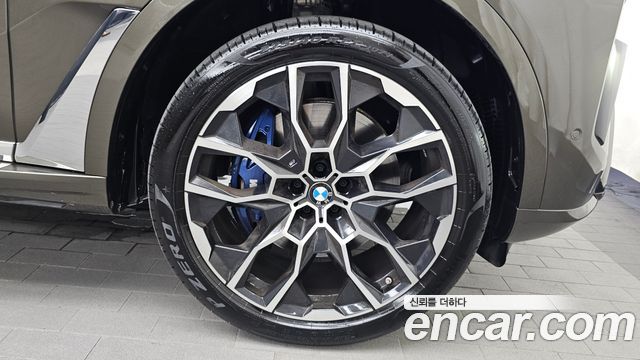 BMW X7 2025 — photo 7