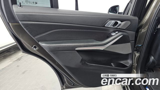 BMW X7 2025 — photo 15