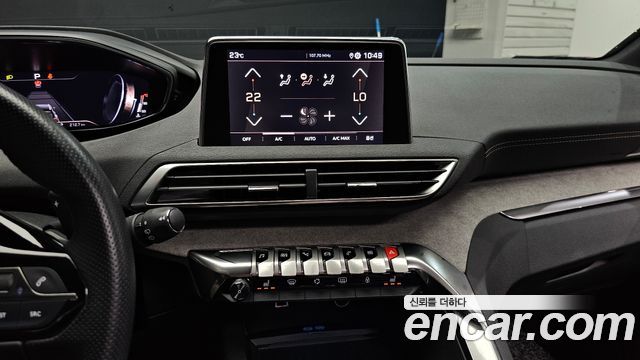 Peugeot 3008 2022 — photo 19
