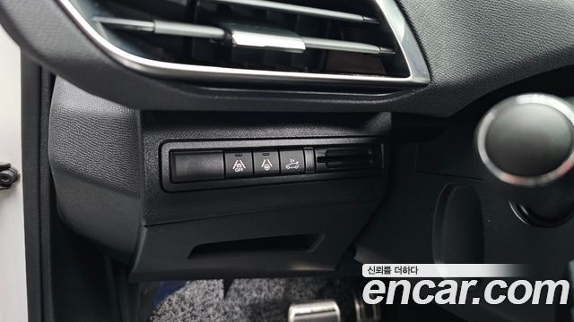 Peugeot 3008 2022 — photo 30